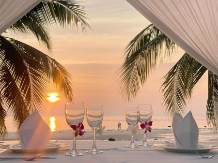 Am Samui Resort Taling Ngam Отели рядом с достопримечательностью «Пляж Липа Ной»