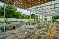 Goa Courtyard by the porto Arpora
