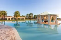 Spiagge San Pietro, a Charming & Relaxing Resort - Pools