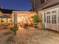 Waterstone Lodge Hotels near Somerset Value Mart