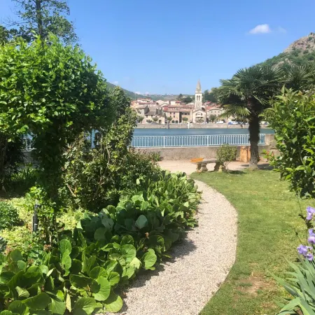 Villa Rhôna