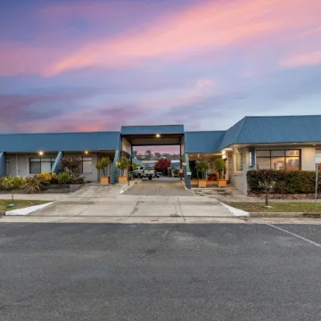 Amaroo Motel