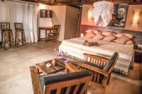 Mariposa Beach Grove