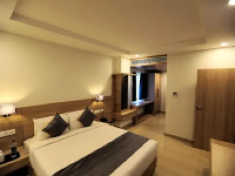 PP Residency Hotels in Padur