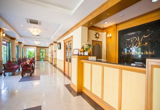 호텔 객실 내부