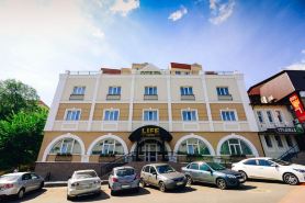 Life Hotel