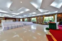 Theerama Cottage Hotels in Suan Phueng