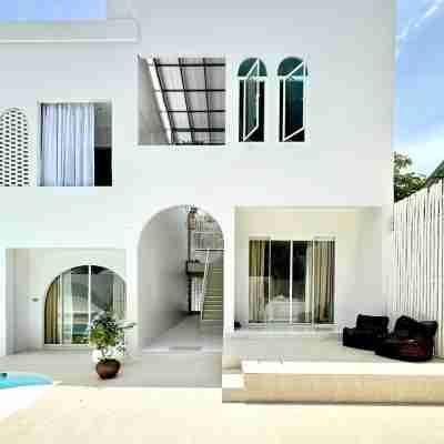 Evelia Koh Samed Hotel Exterior