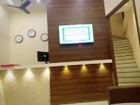 Hotel Central Park Hotels in Ulhasnagar