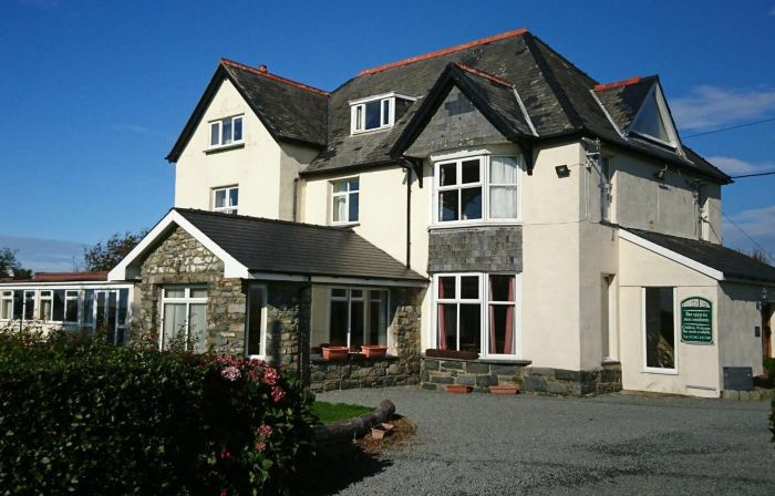 Cadwgan House