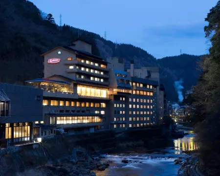 つえたて温泉ひぜんや 小国町のホテル