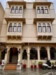Hotel Boheda Palace - 1KM Away from Lake Pichola Hotels near Sunset point