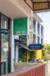 ยินดี แทรเวลเลอร์ ลอดจ์ (Yindee Travellers Lodge) - 2 ดาว