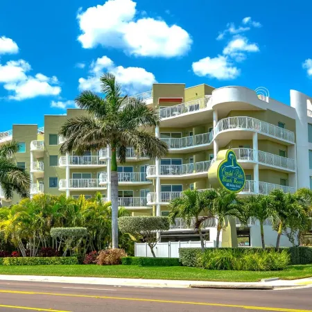 Crystal Palms Beach Resort