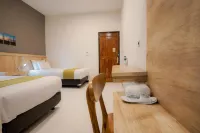 El Ora Hotel Labuan Bajo - Bãi đậu xe