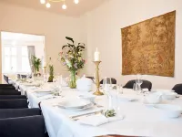 هوتل ليندينوفر Hotels near قلعة سبانداو