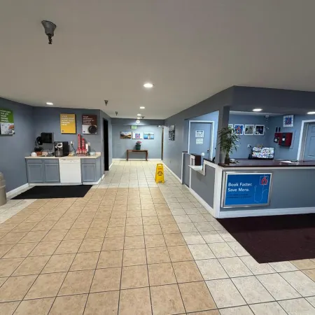 Motel 6 Morehead, KY