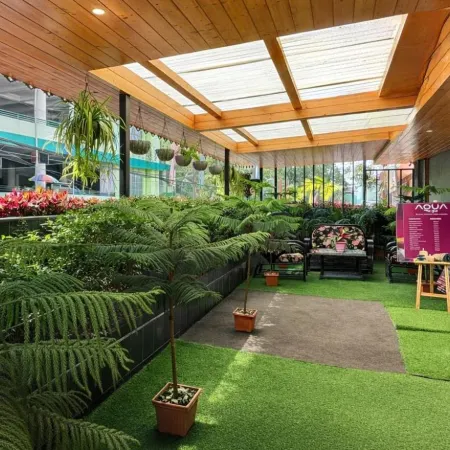Sumitel Shangrila Отели рядом с достопримечательностью «Храм Хануман-Ток»
