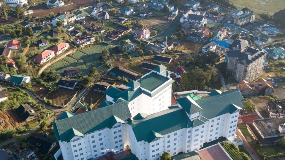 Araliya Red - Budget Friendly - Where You Find Stunning 360 Panoramic View of Nuwara Eliya