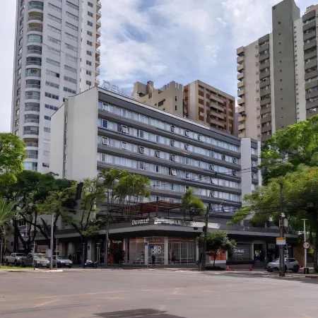 Hotel Deville Prime Maringá