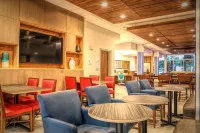 Holiday Inn Express & Suites Chalmette - New Orleans S by IHG - 3-Star