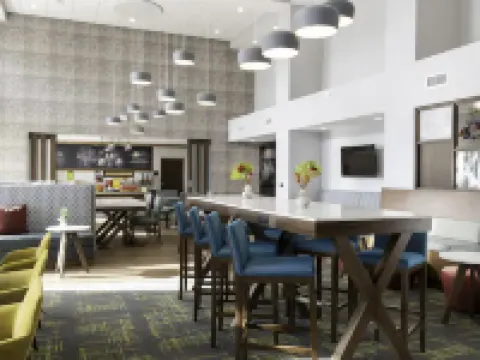 Hampton Inn & Suites by Hilton Marshfield Hotels in Marshfield