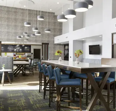 Hampton Inn & Suites by Hilton Marshfield