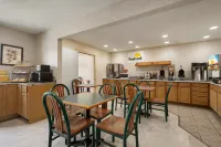 Days Inn by Wyndham Eagle River Hotels in Cloverland