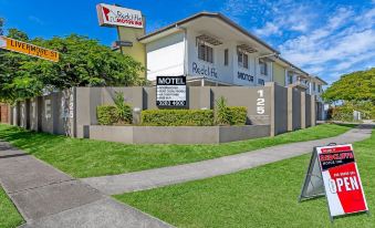 Redcliffe Motor Inn
