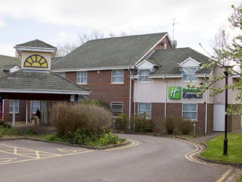 홀리데이 인 익스프레스 요크