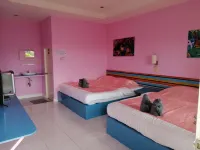 Kohchang Baanrimtalay Resort Hotels in Amphoe Laem Ngop