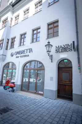 맥심 스위트 바이 엘리아스 홀