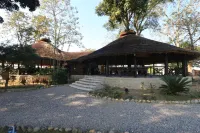 Sarang Wildlife Sanctuary Hotels near منتزه شيتوان الملكي الوطني