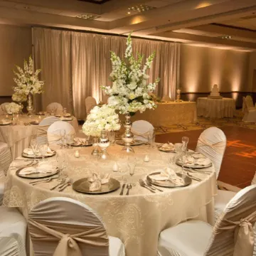 DoubleTree by Hilton Dayton Fairborn