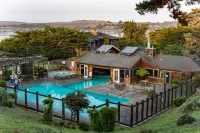 The Inn at the Tides - Beach