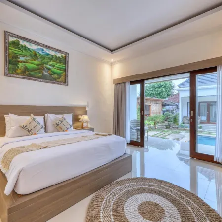 Kelingking Tatakan Bungalow Отели рядом с достопримечательностью «Пляж Келингкинг»