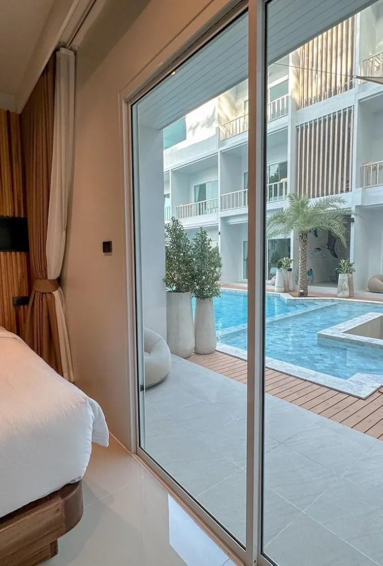 ห้องซูพีเรียร์ เตียงใหญ่ 1 เตียง