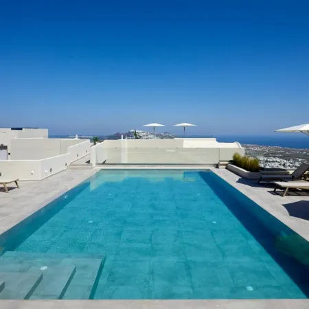 Mayu Suites