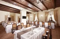 Hotel Monastyrski Minsk City Centre - Mountain view