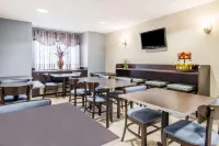 Microtel Inn & Suites by Wyndham Georgetown - Wifi
