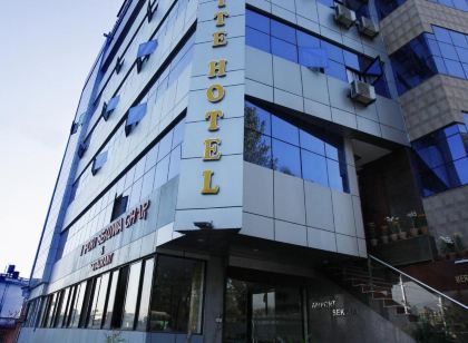 子午線套房飯店