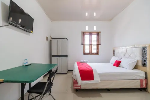 RedDoorz Near Terminal Bubulak Bogor