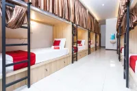 RedDoorz Hostel @ Malang City Center 2 Hotell i Rampal Celaket