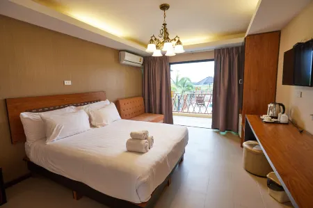 Rapeepong Resort Nanthai Отели рядом с достопримечательностью «Wat Tha NAO»