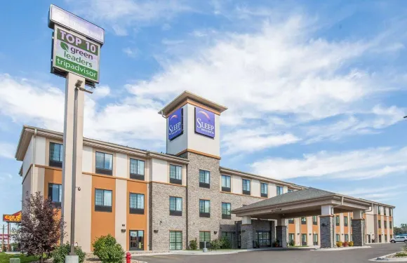 Miles City I-94 的舒眠套房酒店