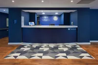 Travelodge Birmingham Fort Dunlop Hotels in Minworth