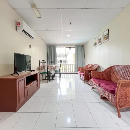 Pangkor Coral Bay Homestay Отели рядом с достопримечательностью «Foo Lin Kong Temple»