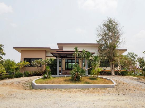 ทีรีสอร์ท สุพรรณบุรี (T-resort Suphanburi)