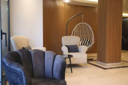 Ardos Park Hotel Отели рядом с достопримечательностью «Кизилэйская площадь»