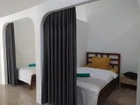 Wanderlust Hostel Kuta Lombok - Hostels
